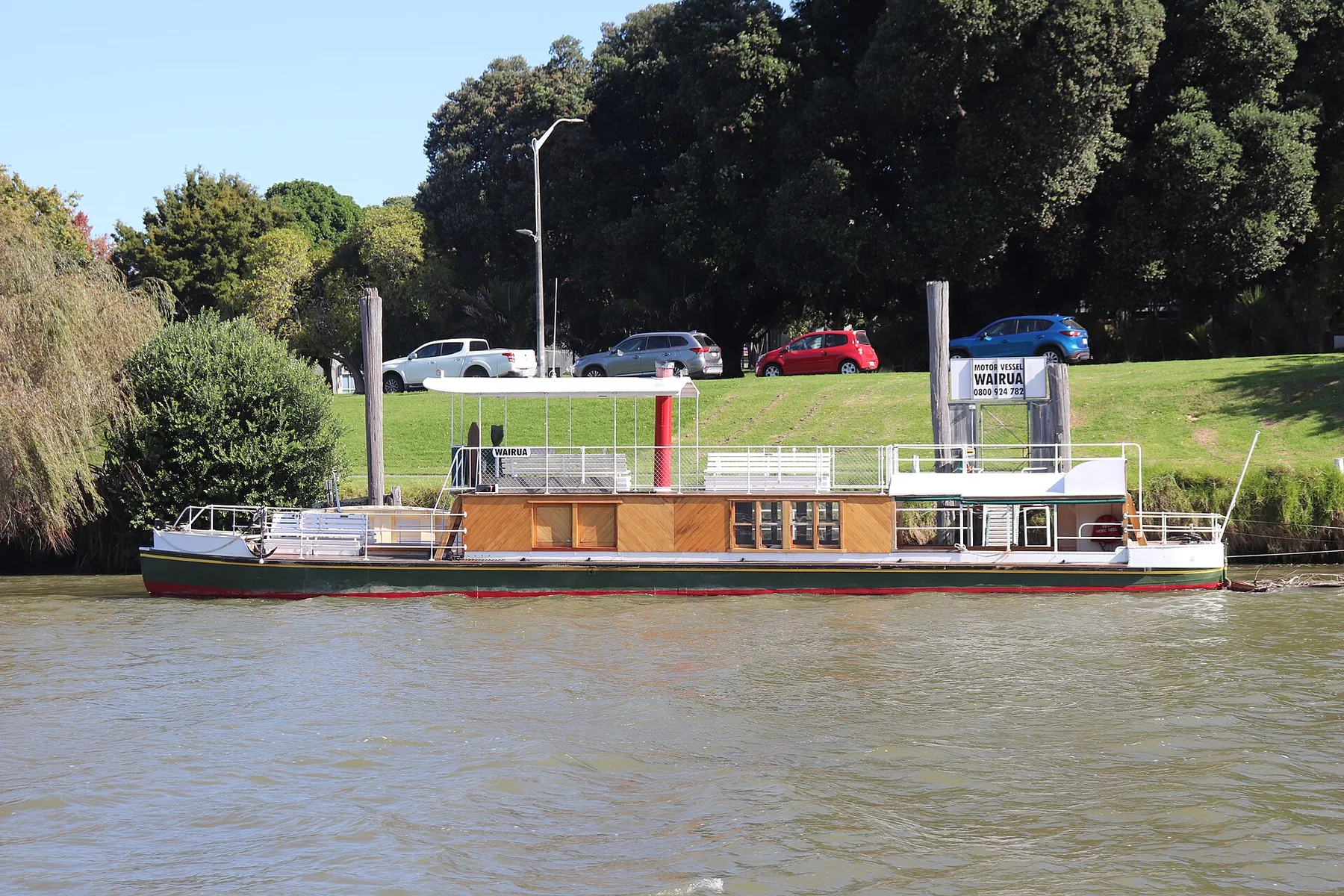 Whanganui River - view 10